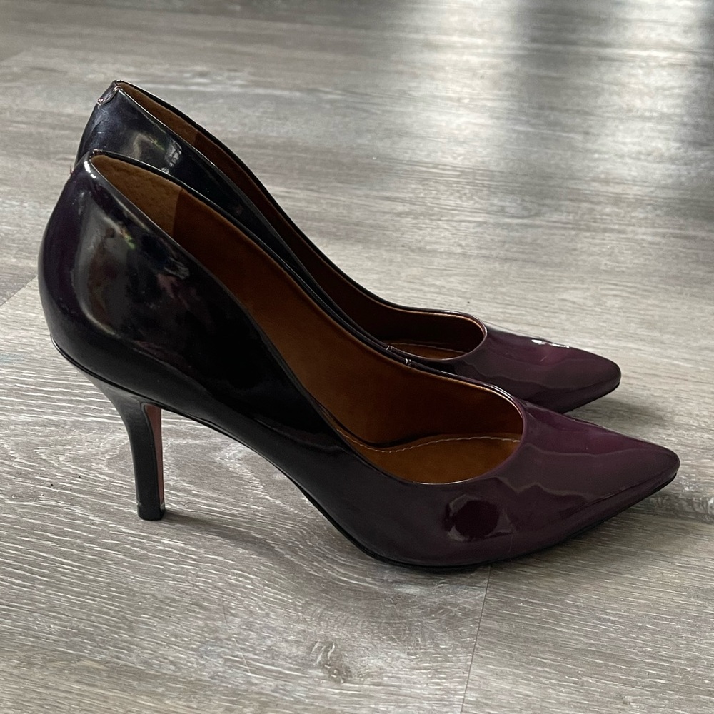 Carrano Deep Purple Patent Leather Pumps Size 7